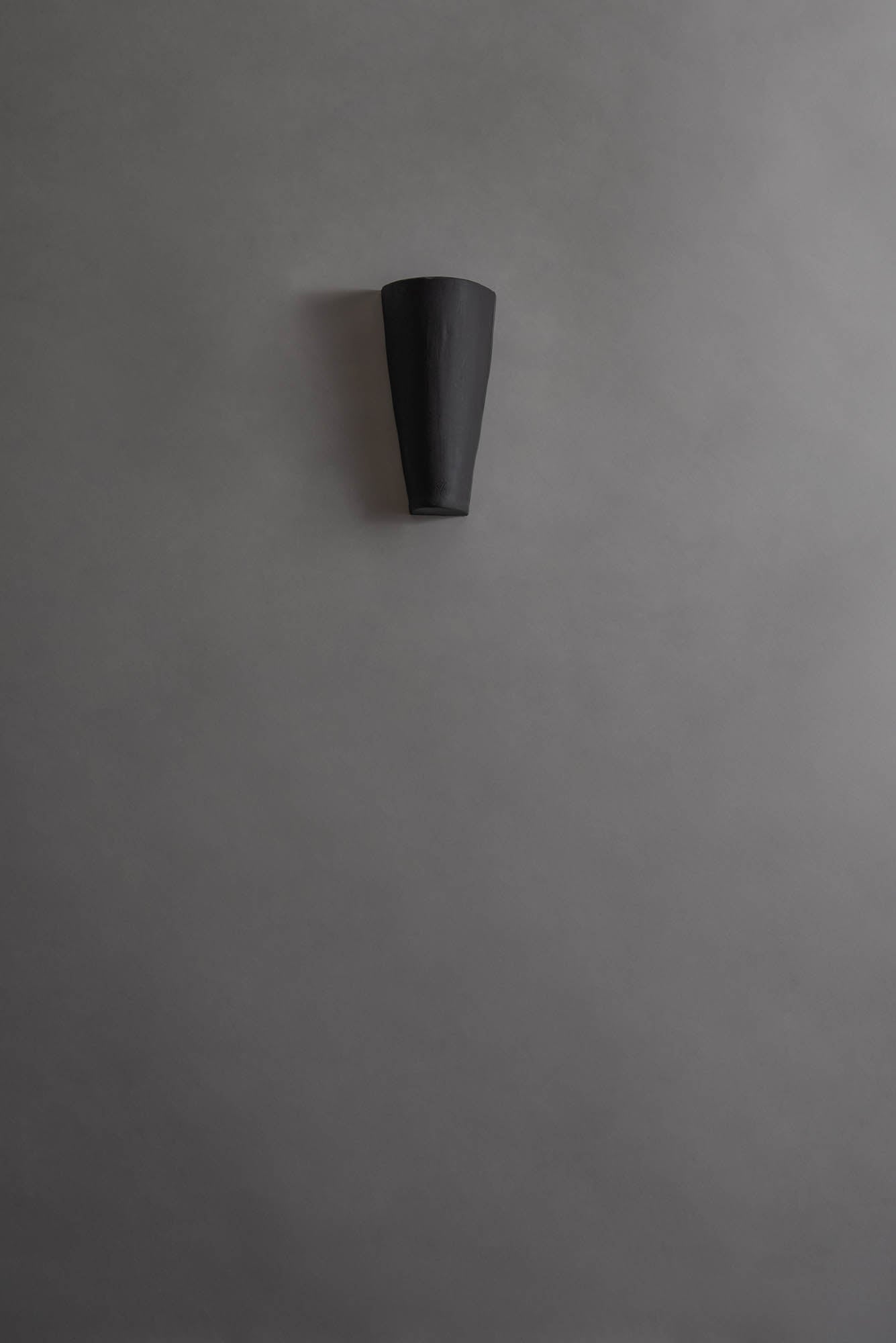 Still Lines Wall Lamps