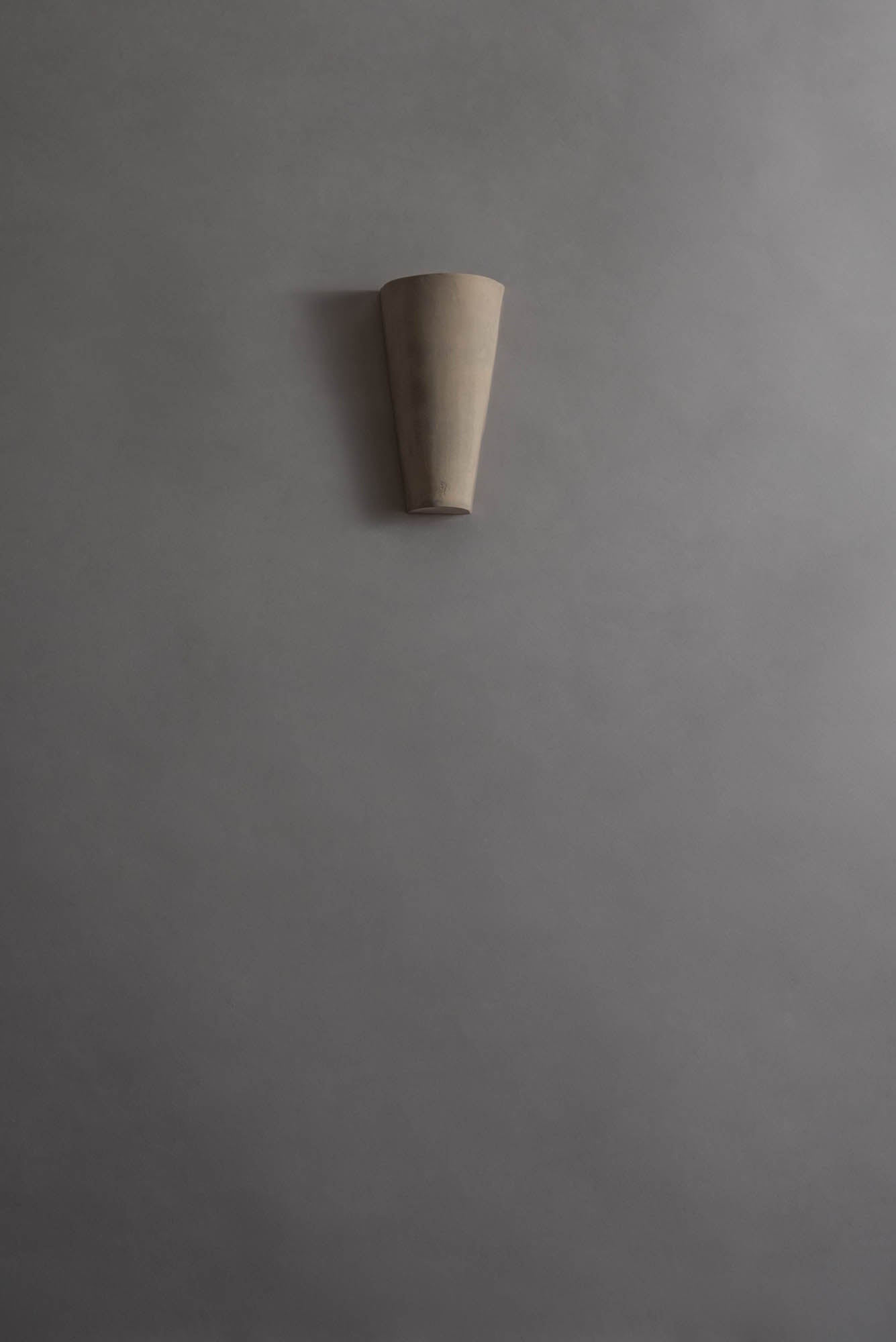 Still Lines Wall Lamps