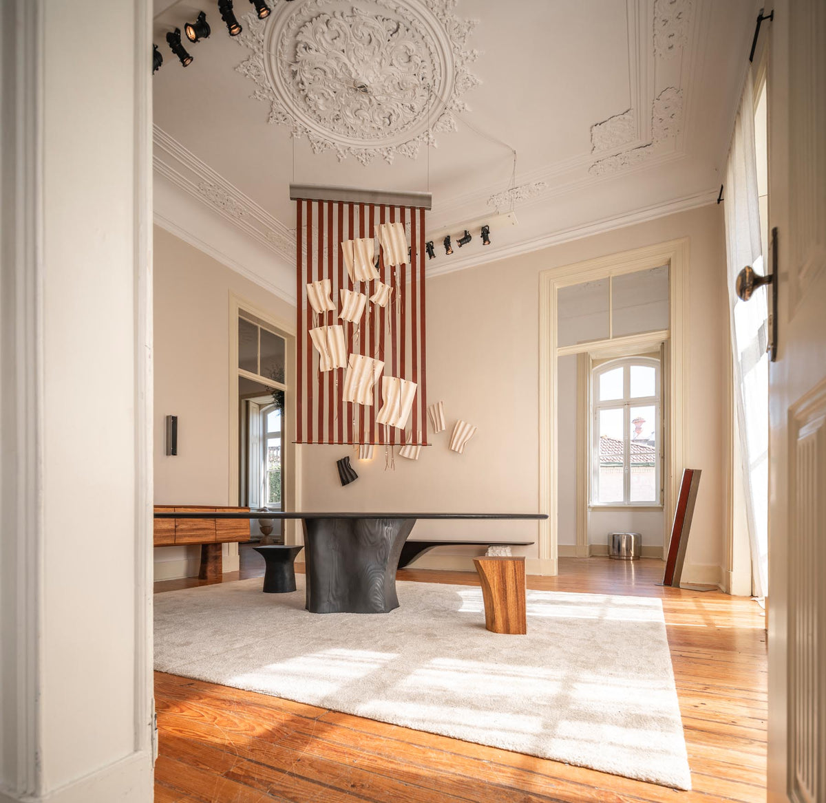 Leaning Impermanence Floor Lamp