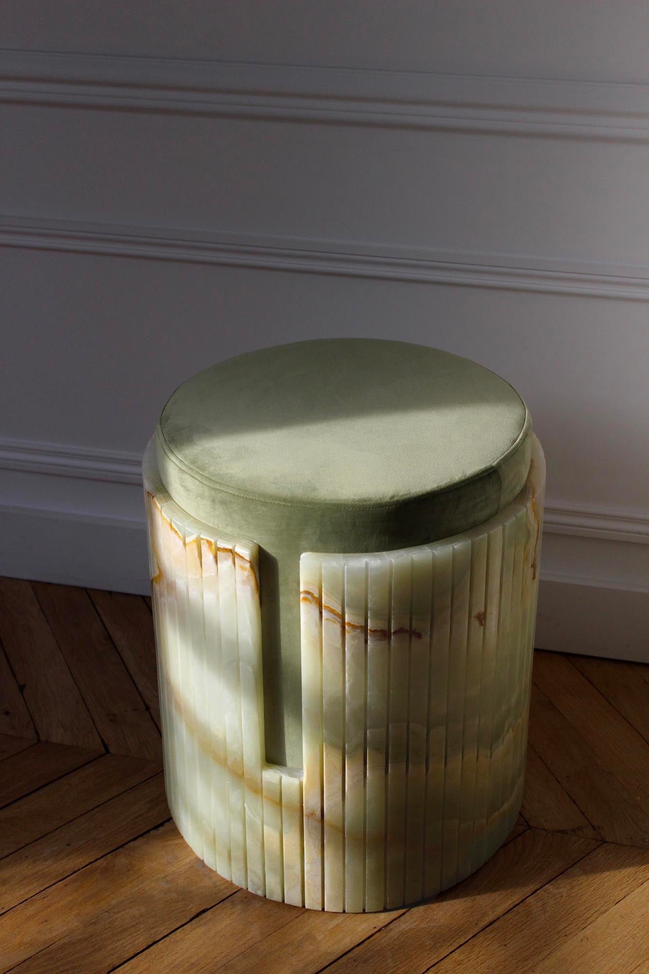 Dolce Onyx Stool