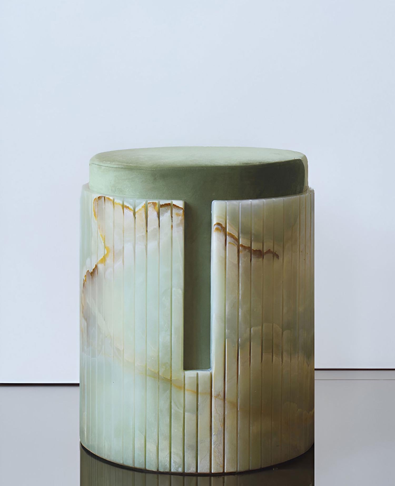 Dolce Onyx Stool