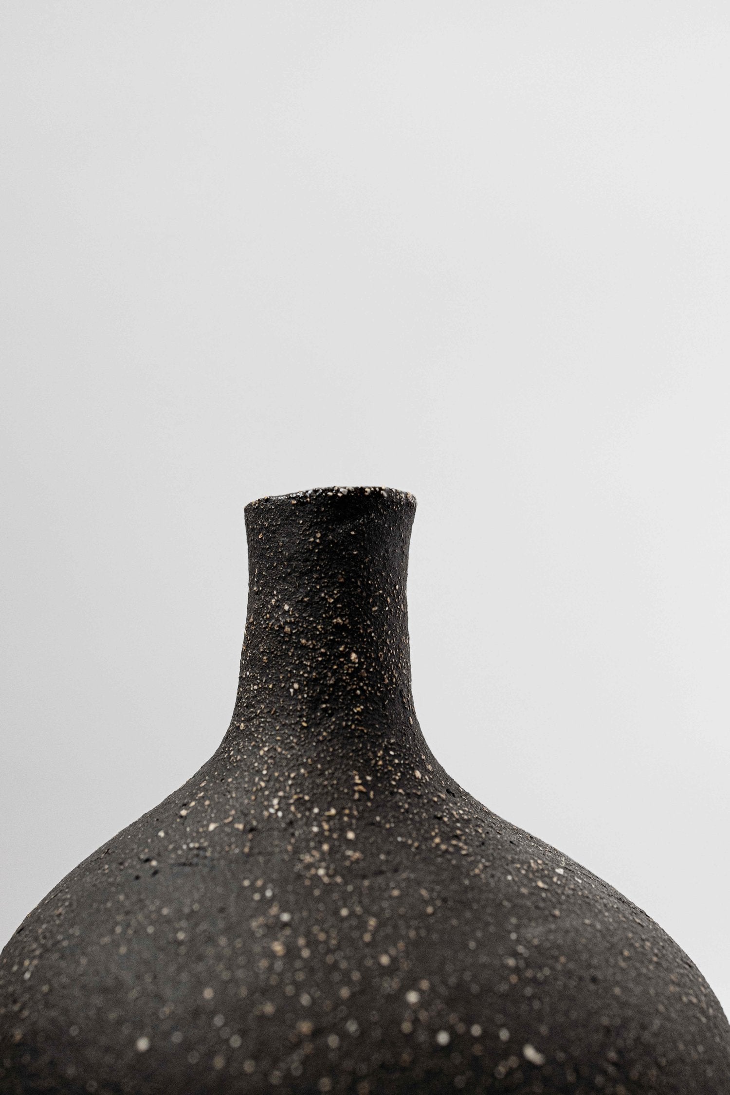 Black Lilith Grande Vessel