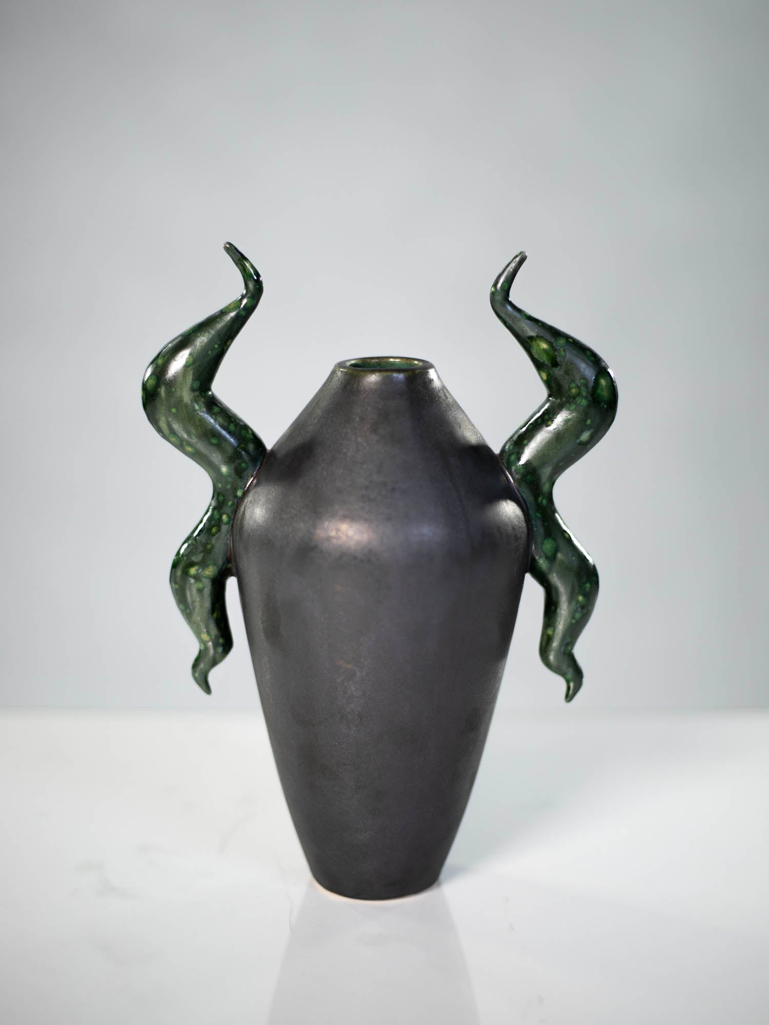 Horn Vase 2