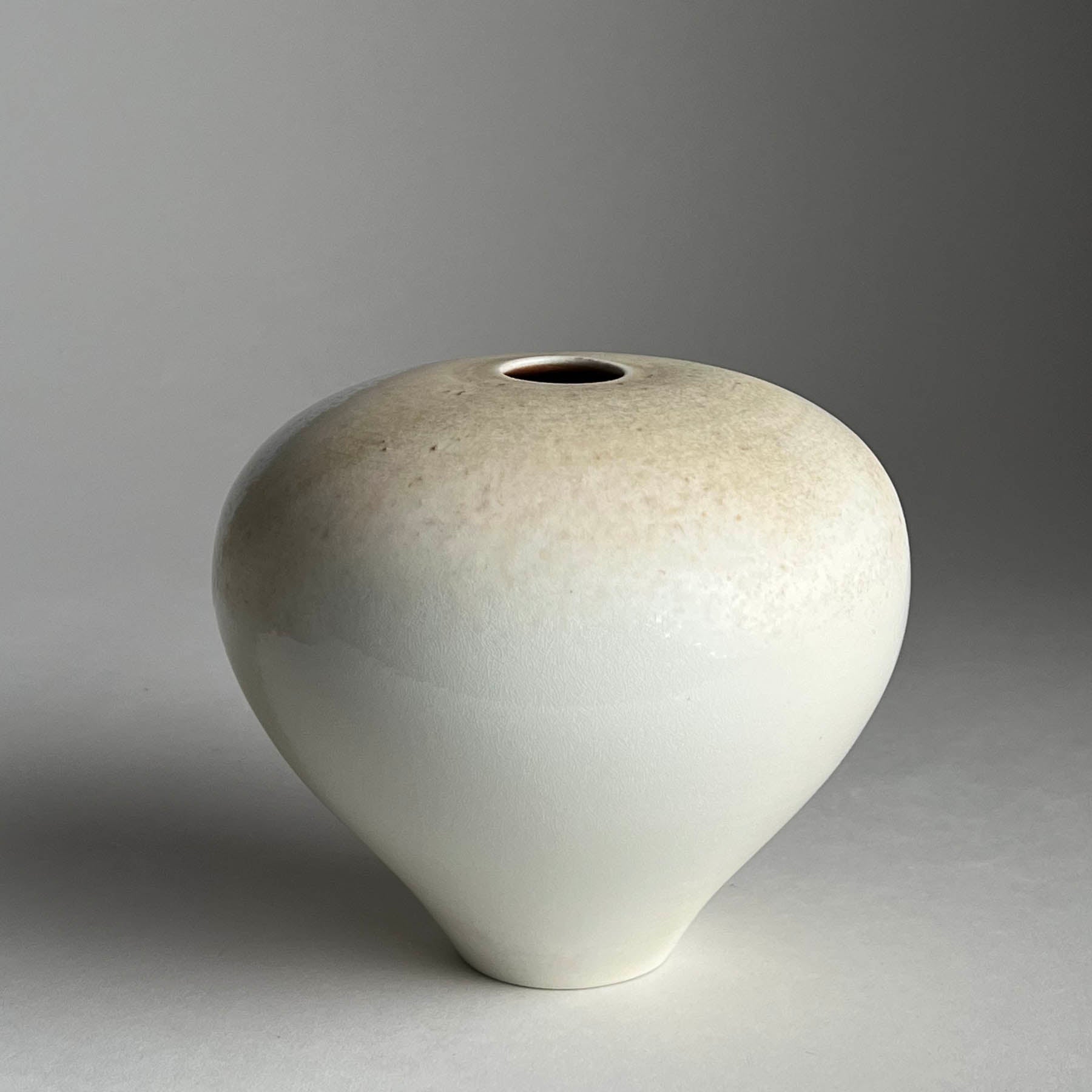 Wood-Fired Porcelain Vessel 05