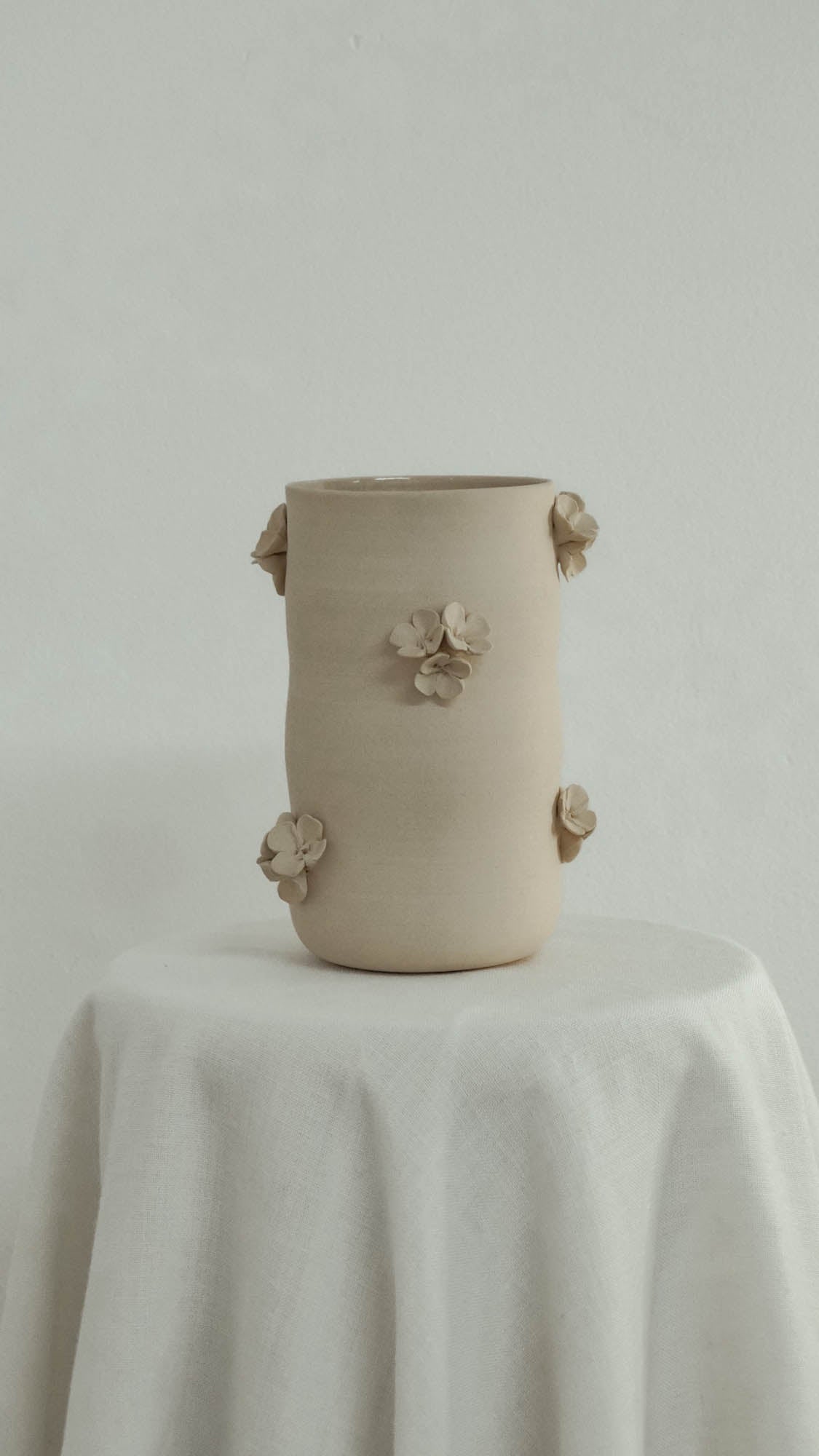 Scattered Applique Vase