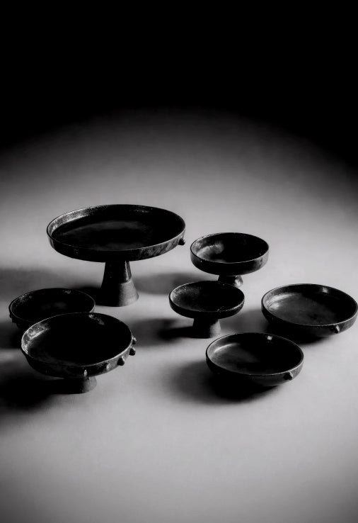 Footed Plate Set
