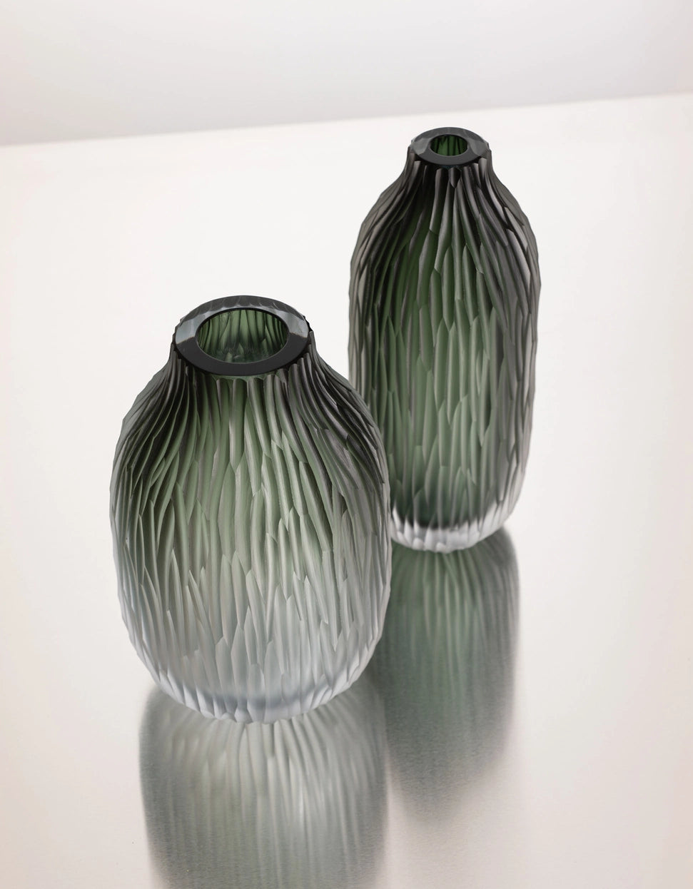 Pinea Vase