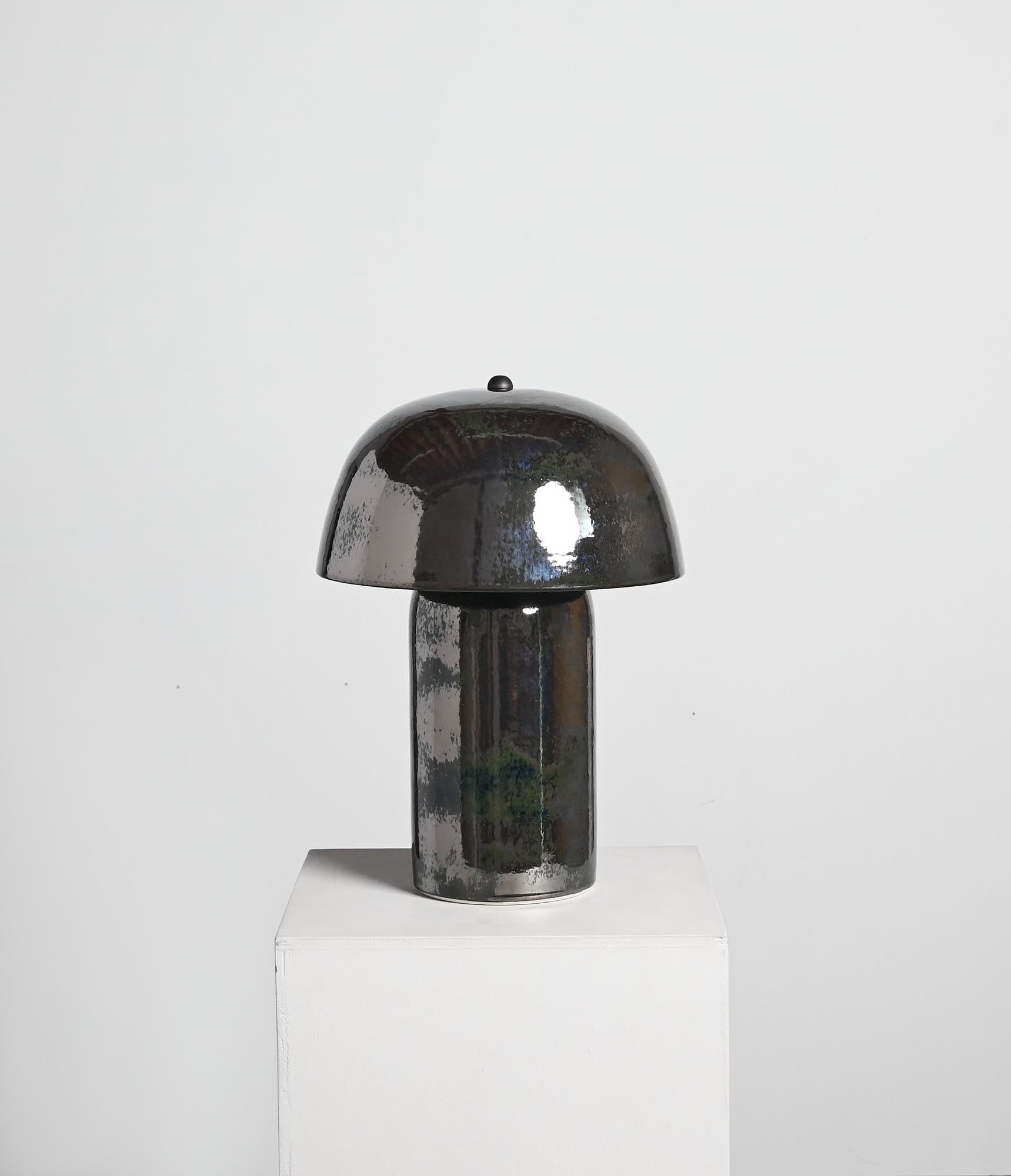 Dark Chrome Tera Lamp