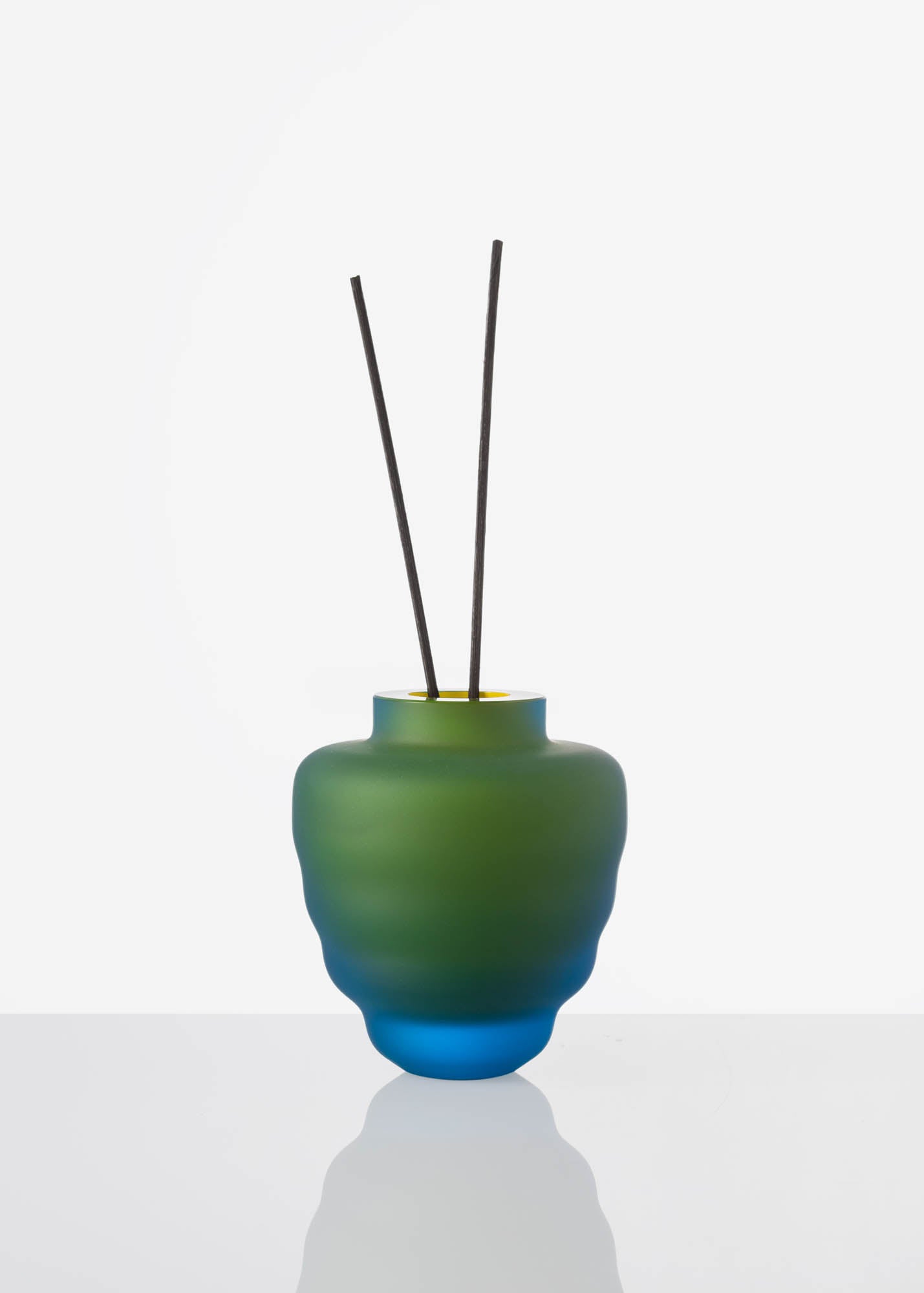 Matte Mini Toy Diffuser Vase