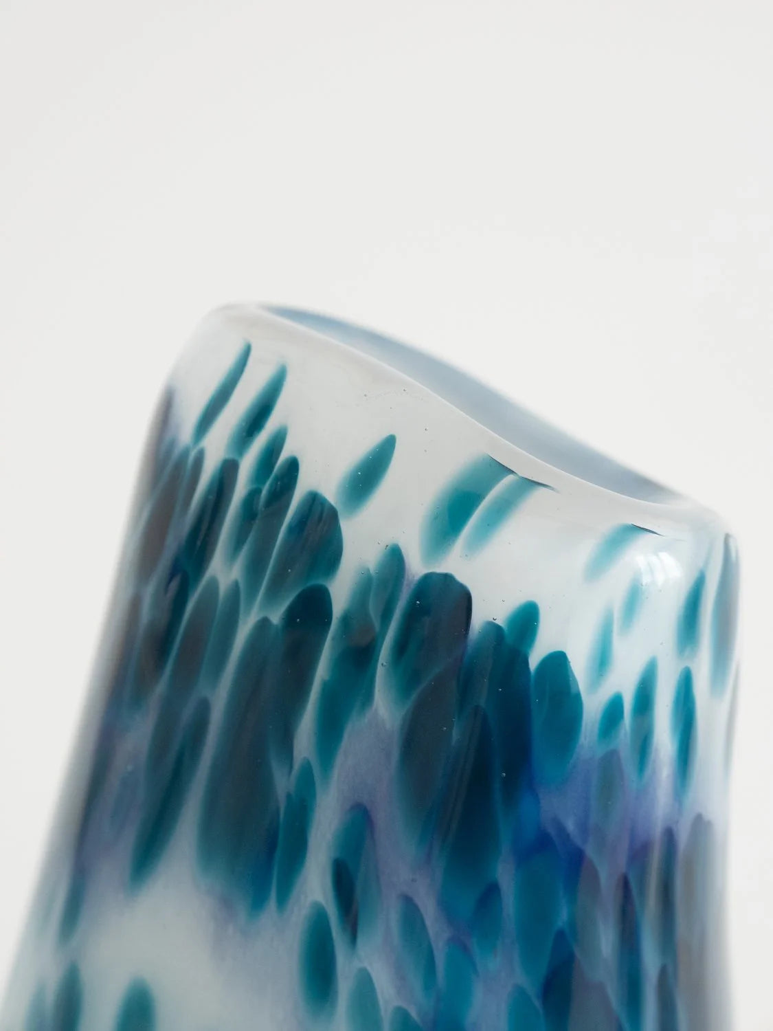 Colour Conversation XI