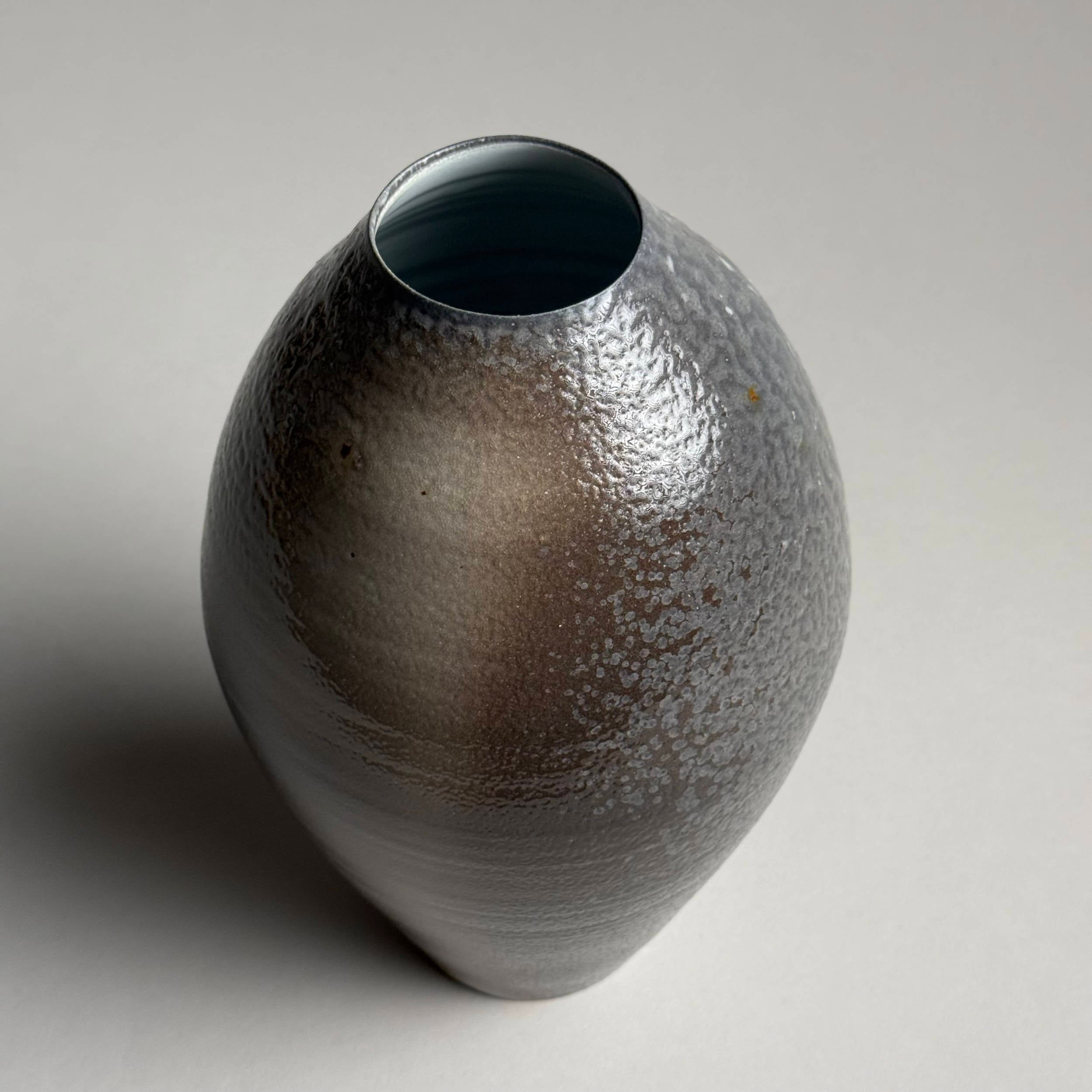 Kazegama Fired Porcelain Vessel 02