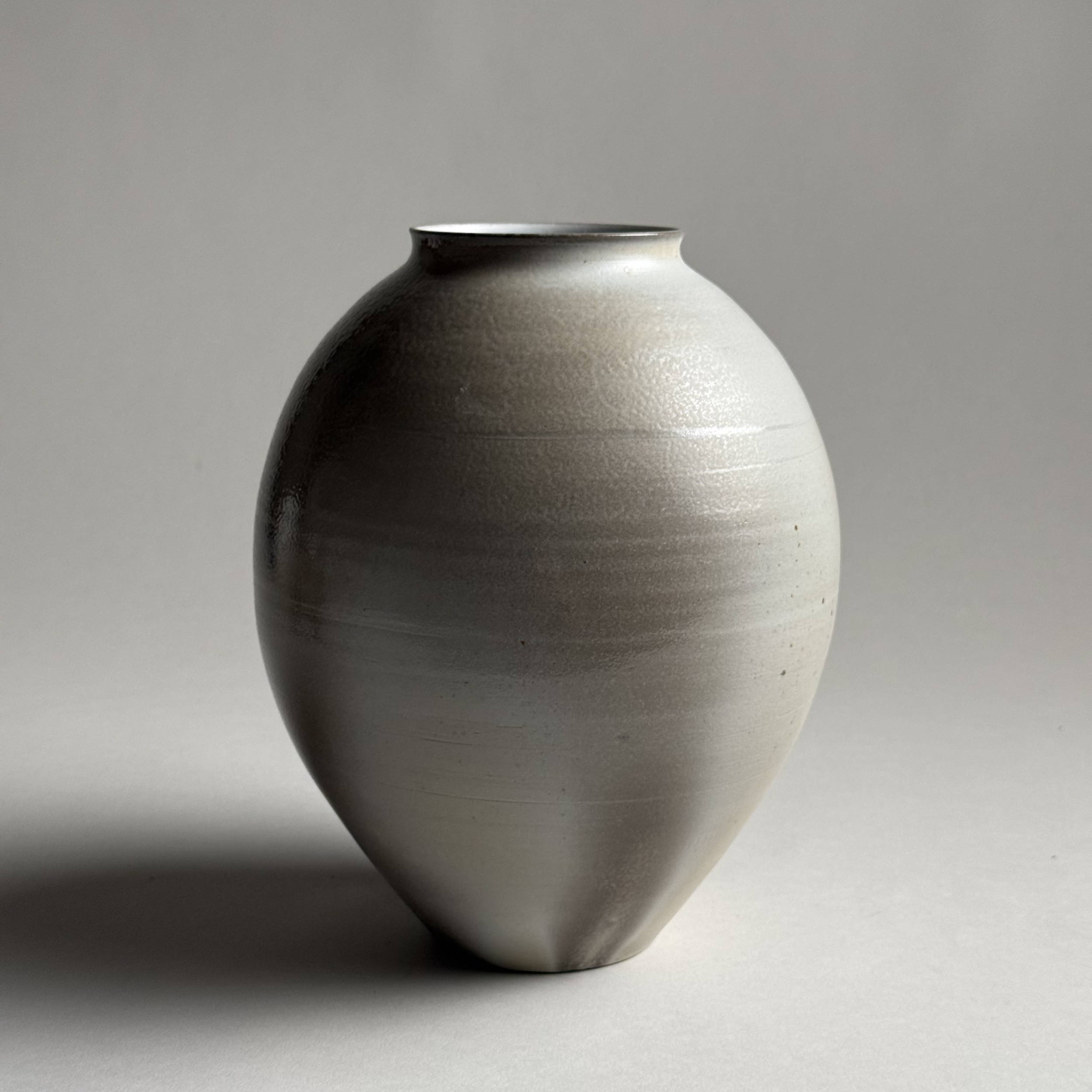 Kazegama Fired Porcelain Vessel 03