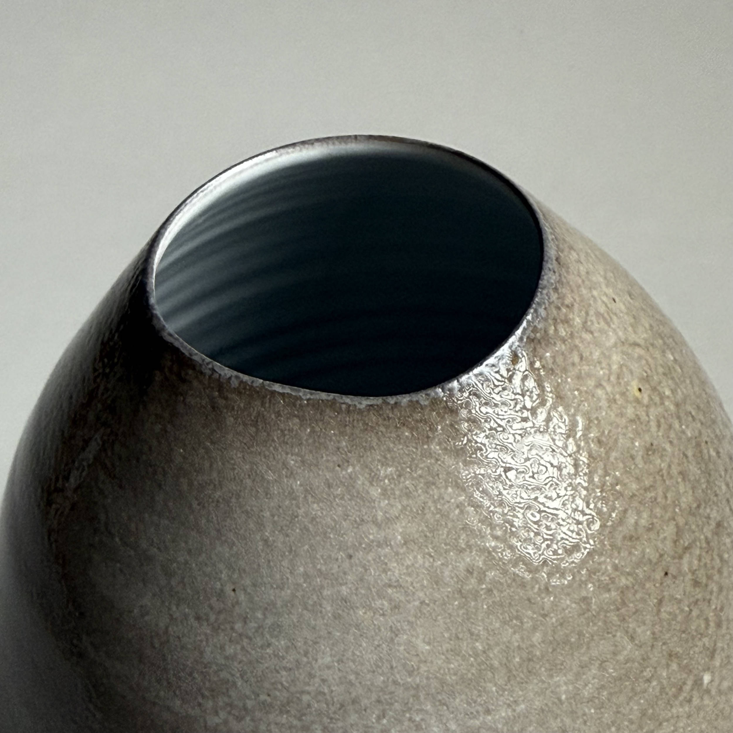 Kazegama Fired Porcelain Vessel 04
