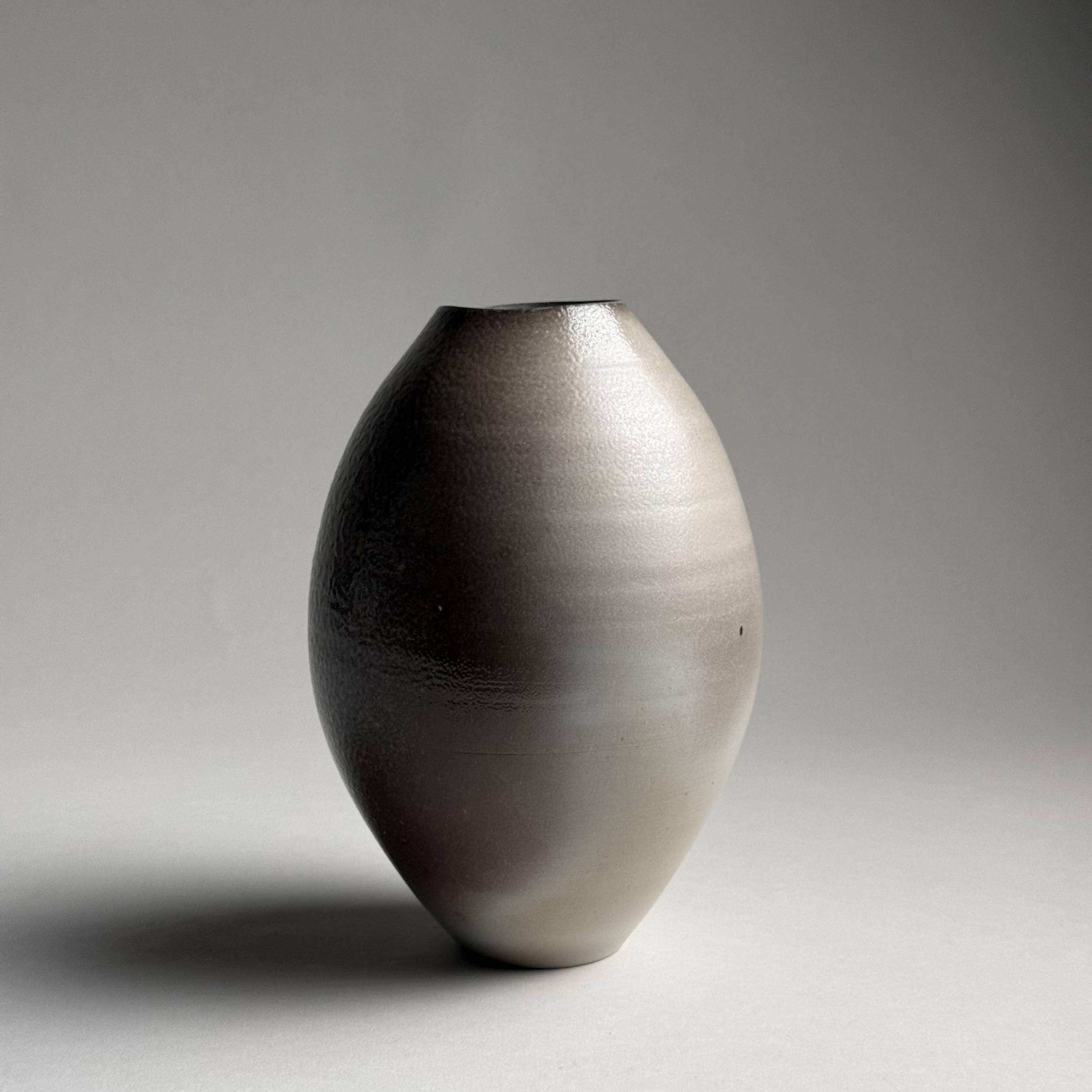 Kazegama Fired Porcelain Vessel 04