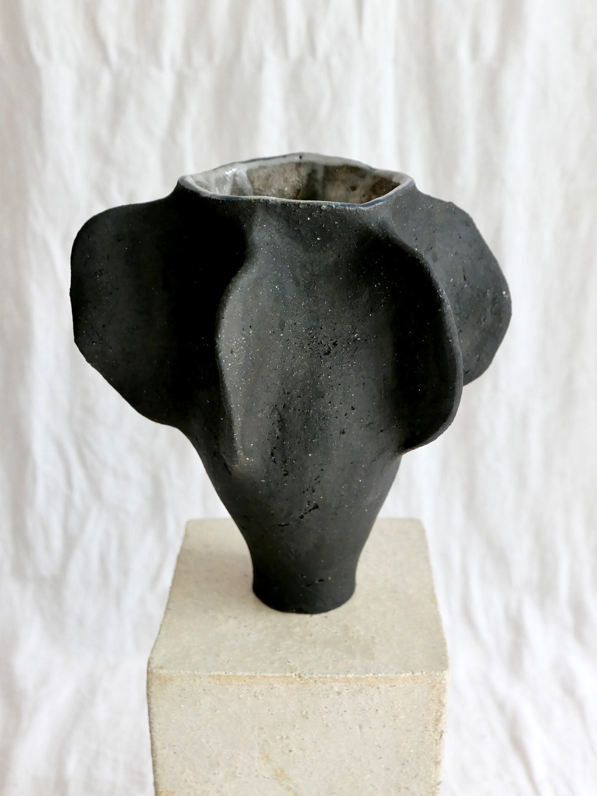 Thala Black Moon Vessel