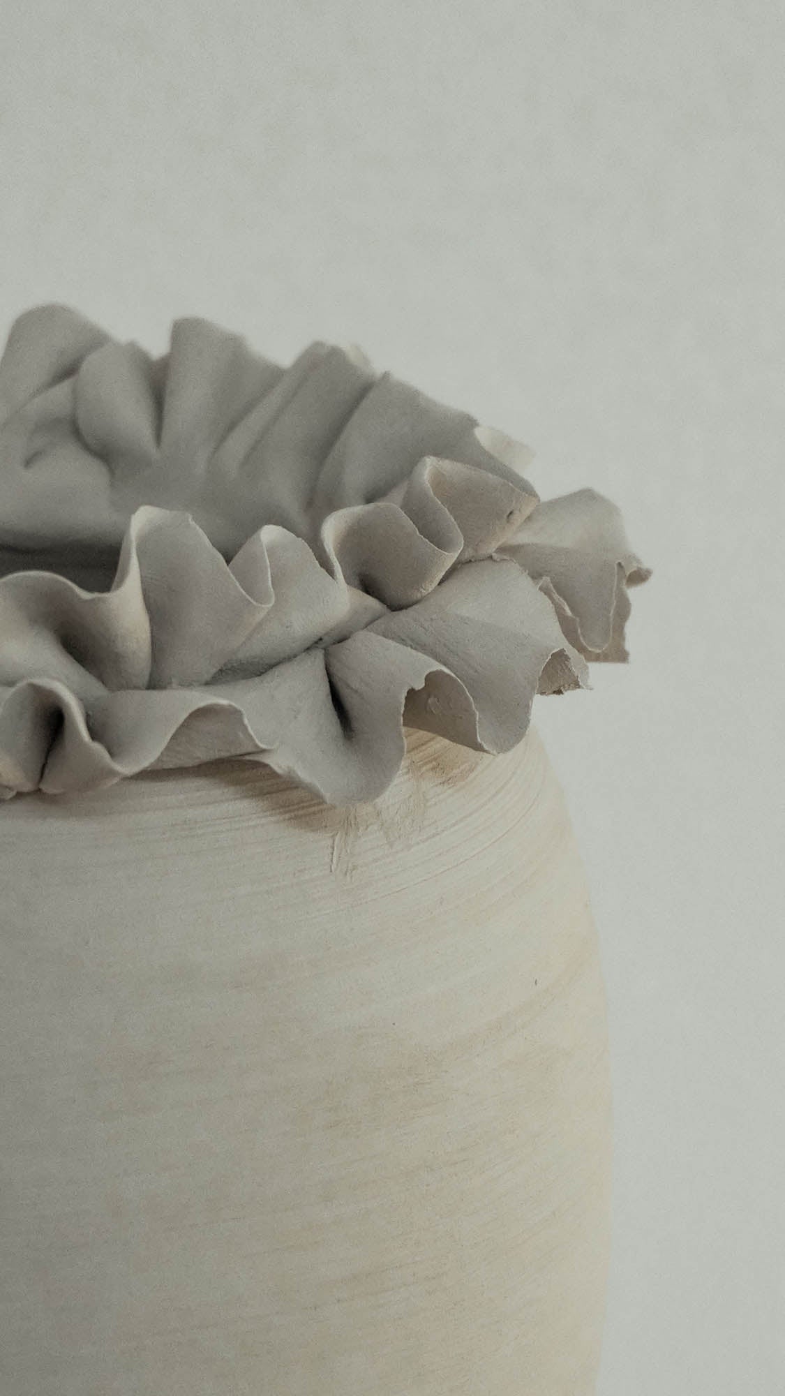 Ruffles Vase