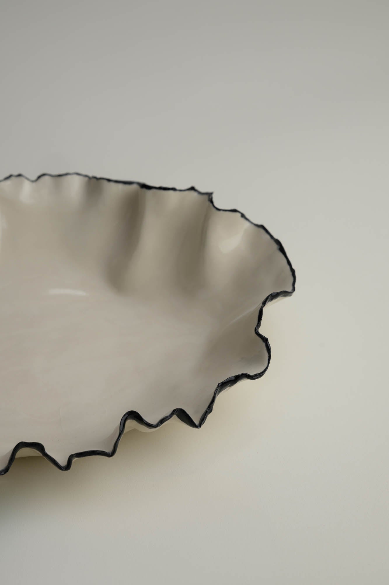 Ruffle Serving Bowl