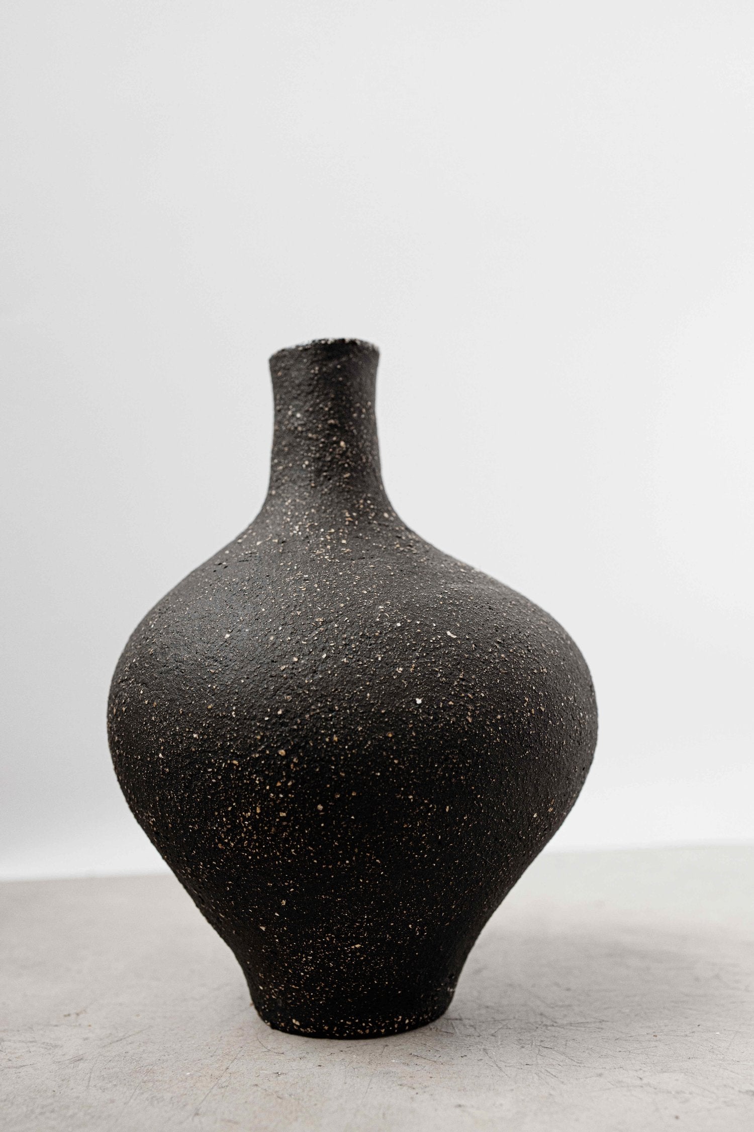 Black Lith Vessel