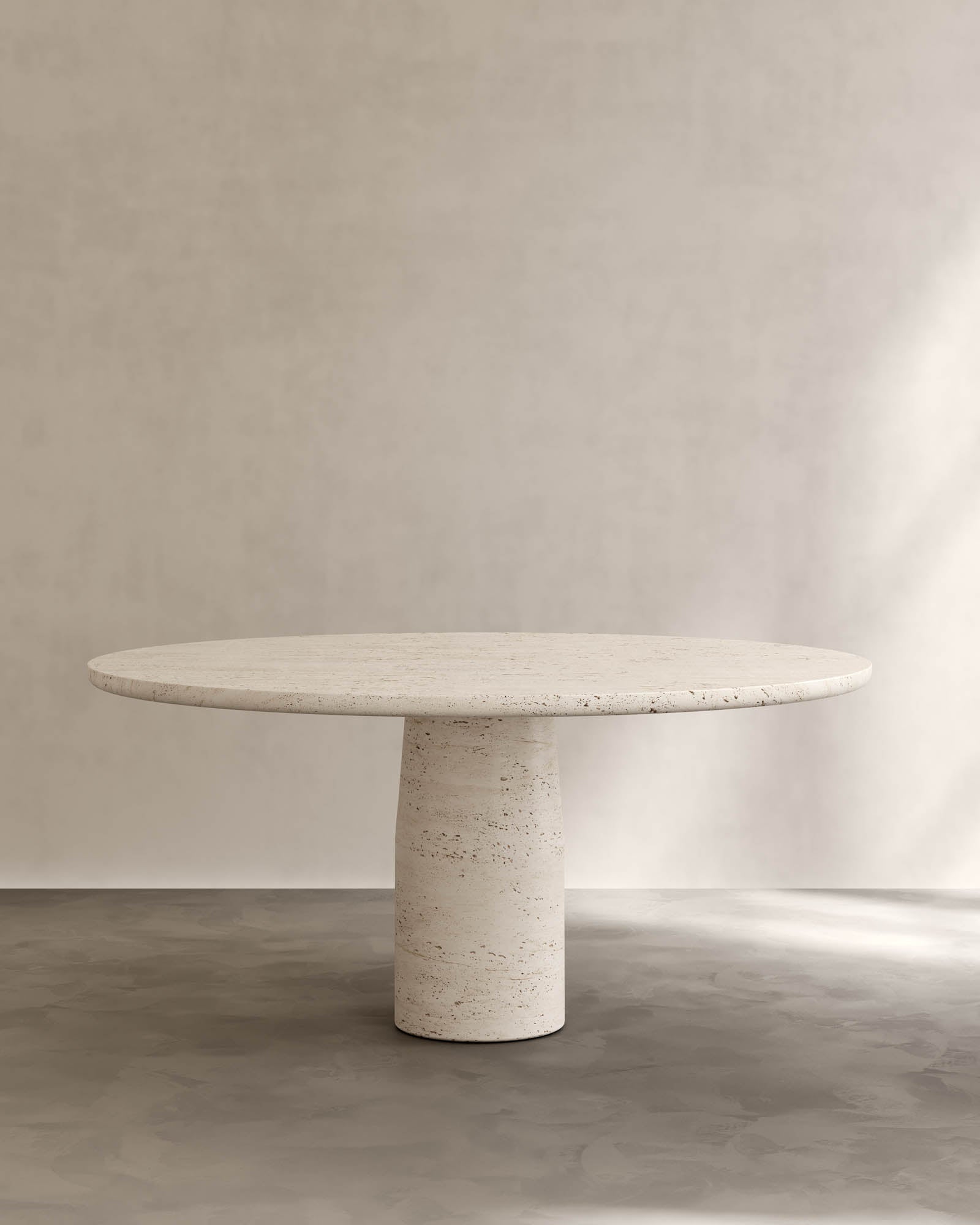 Isola Dining Table