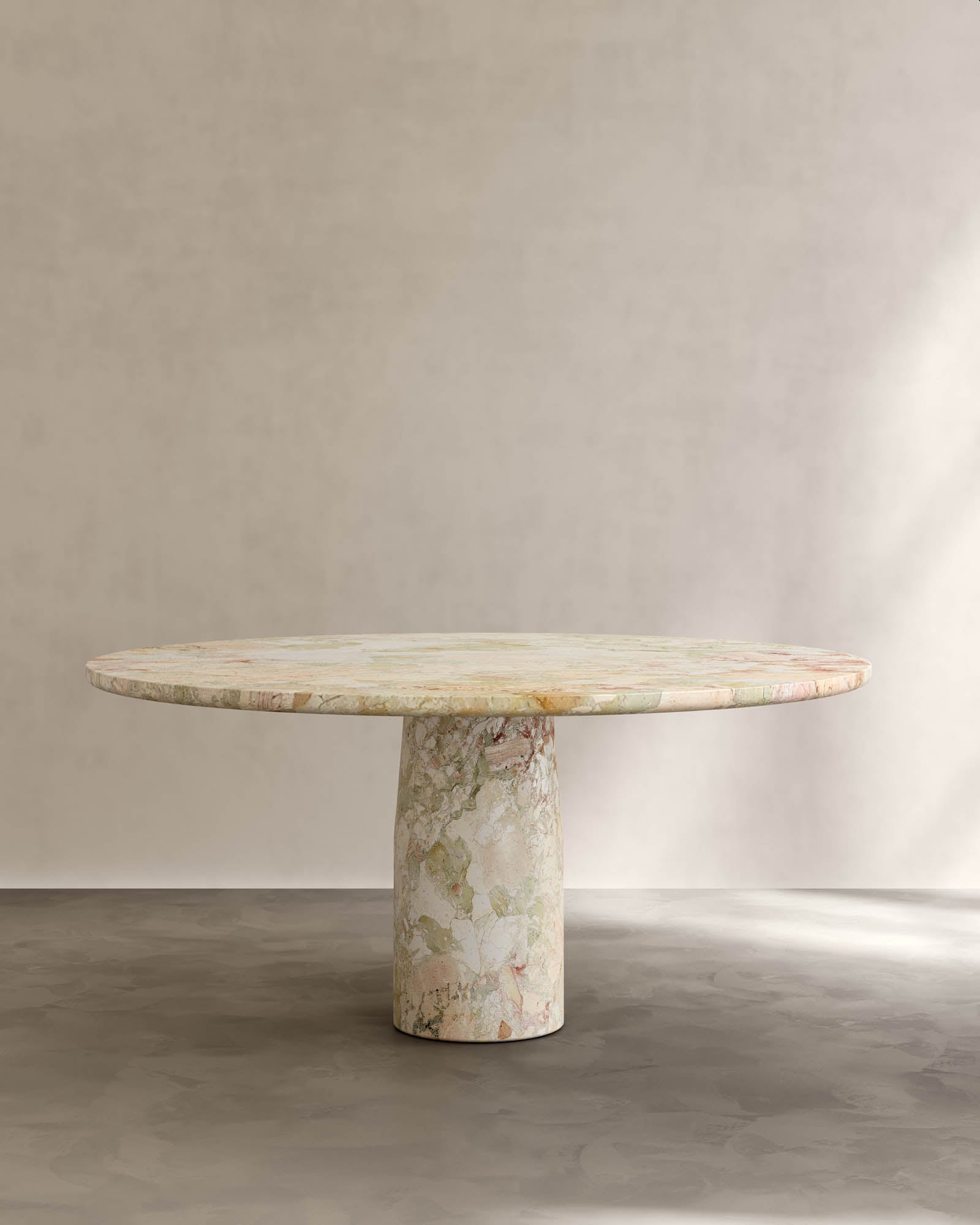 Isola Dining Table