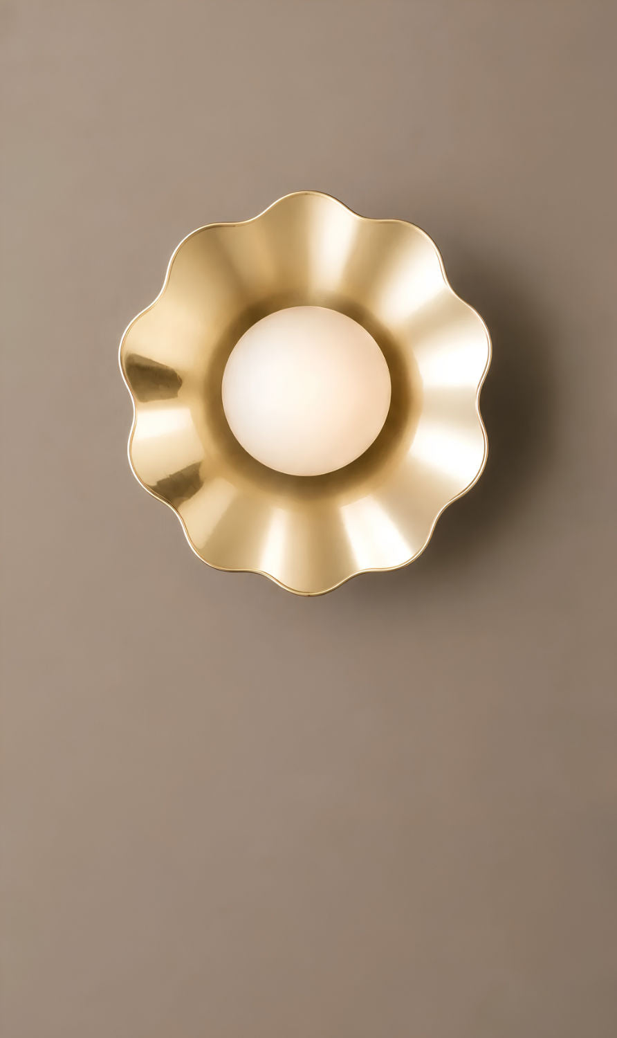 Luna Scalloped Wall Sconce