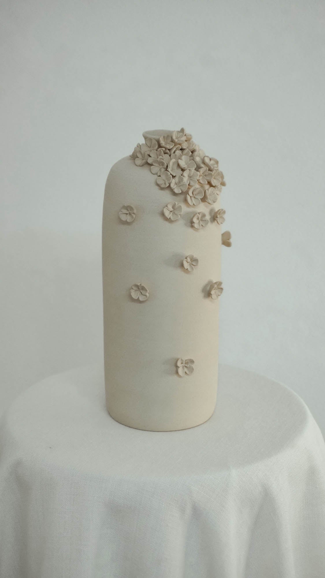 Tiny Appliques Vase