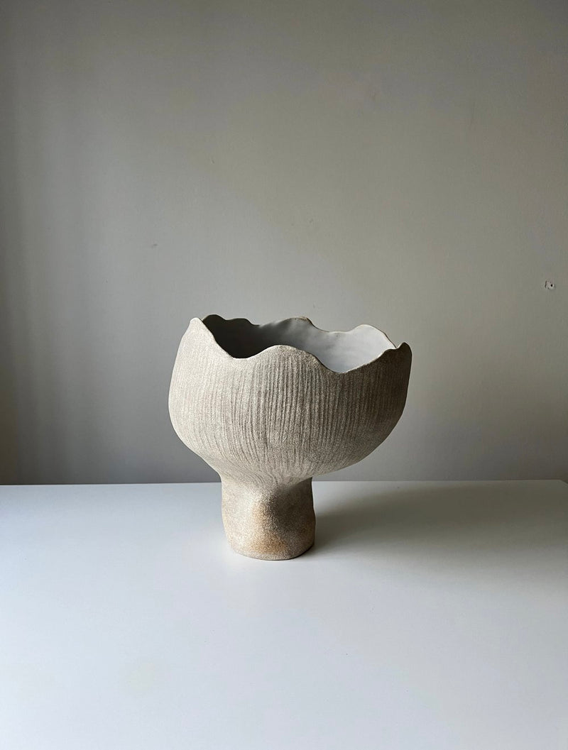 Curated Fine Art, Sculptures, & More By Global Artists | Trove Gallery